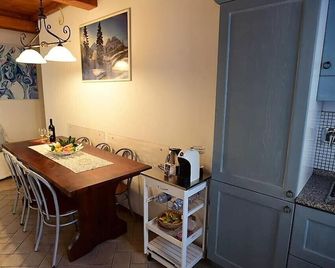 Casa Maira In Centro A Saturnia - Saturnia - Dining room