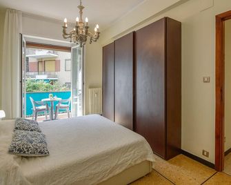 Nice apartment in Rapallo with WiFi - Rapallo - Bedroom