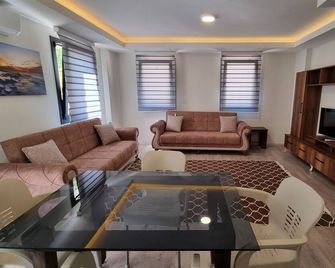 Grand Çaykaram Hotel - Çaykara - Sala de estar