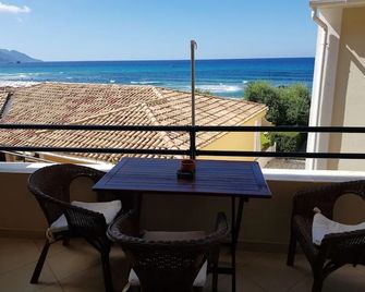 Corfu Glyfada Menigos Resort - Glyfada - Balcony