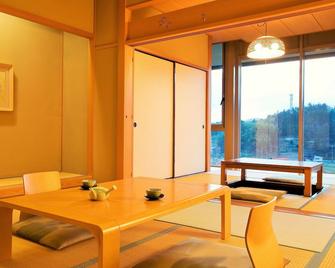 Kamedake Onsen Tamaminesanso - Okuizumo - Comedor