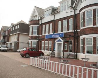 The Majestic - Great Yarmouth - Building