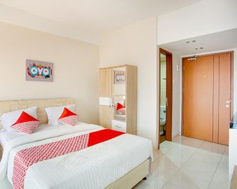 OYO 3194 Margonda Executive - Depok - Bedroom