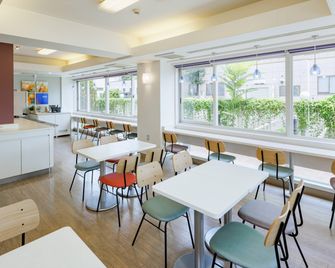 Comfort Inn Kofu Isawa - Fuefuki - Restaurante