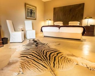Bagatelle Kalahari Boutique Farmhouse - Mariental - Schlafzimmer