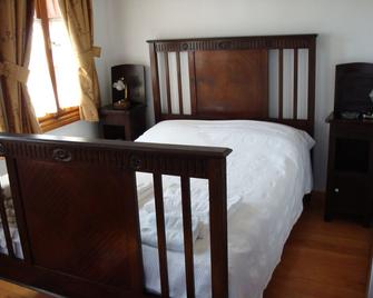 Oikia Alexandrou Traditional Inn - Arnea - Bedroom