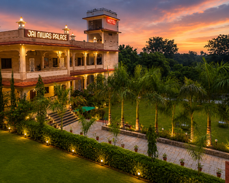 Jai Niwas Palace Resort - Kelwāra - Lobby
