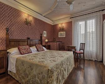 Hotel Galleria - Venice - Bedroom