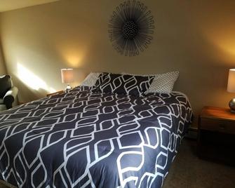 Clear River Inn and Tavern - Pittsfield - Habitación