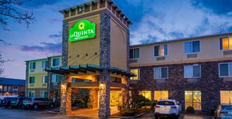 La Quinta Inn & Suites by Wyndham Boise Airport - Boise - Building