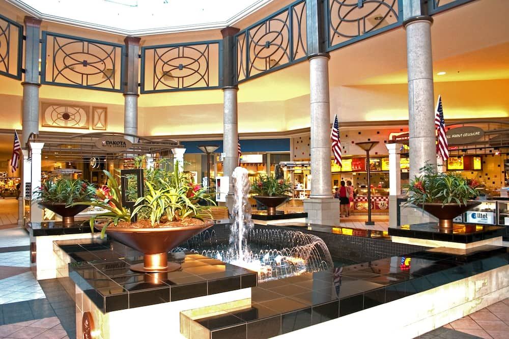 Hilton Garden Inn Fayetteville Fort Bragg - פאייטוויל - לובי