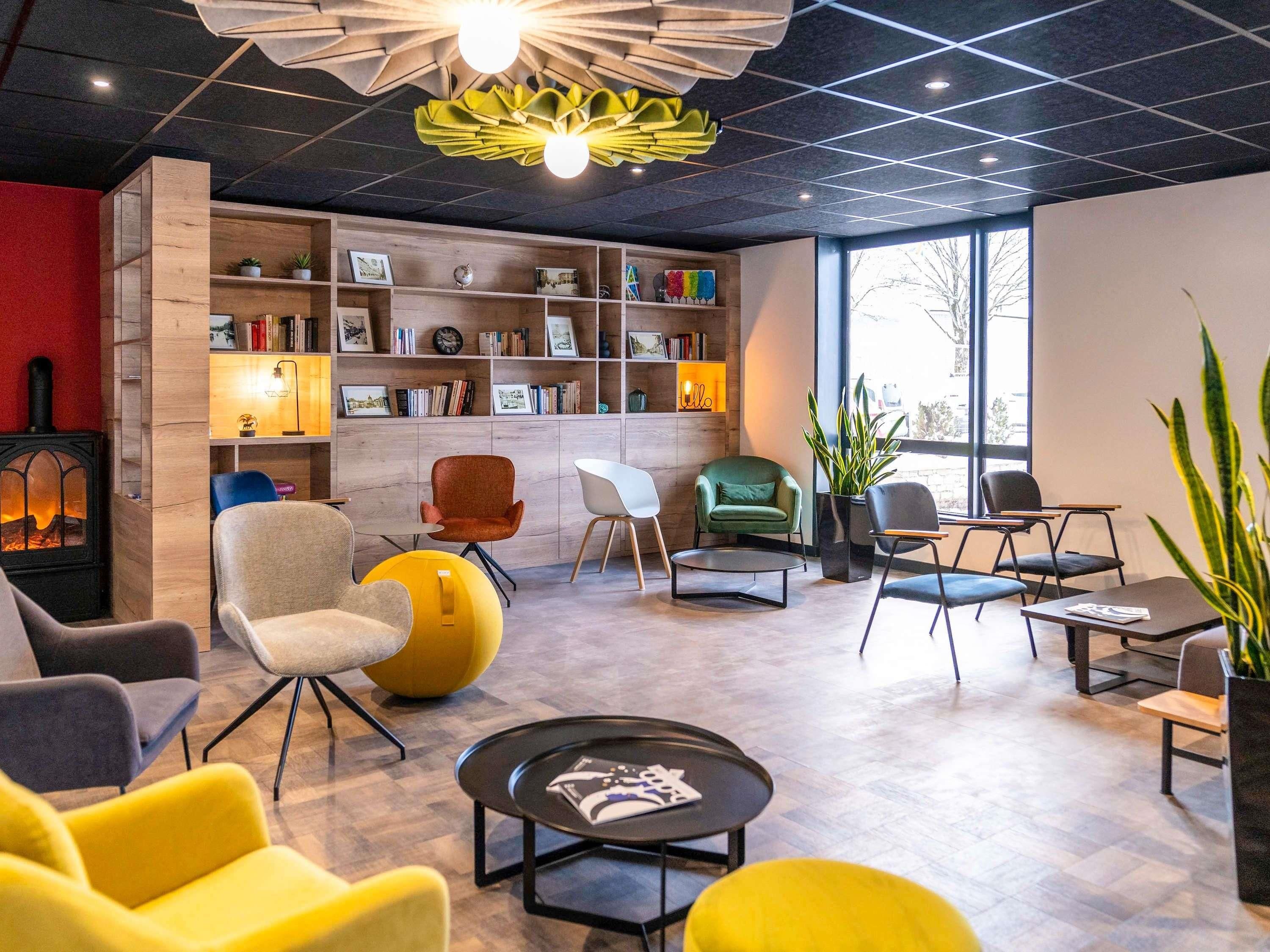 ibis Pontarlier - Pontarlier - Lounge