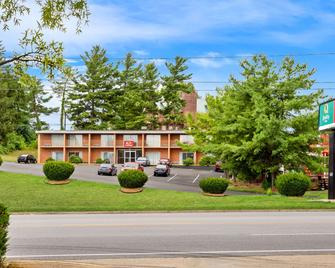 Econo Lodge Waynesboro - Skyline Drive - Waynesboro - Gebäude