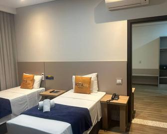 Rota 44 Hotel - Goiânia - Bedroom