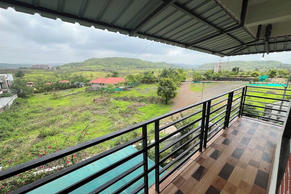 Shrubbery Palms Resort - Igatpuri - Balcony