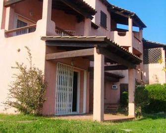 Complesso Residenziale Marina Di Pinarello - Sainte-Lucie-de-Porto-Vecchio - Gebäude