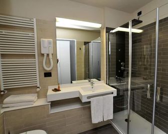 Hotel Garibaldi - Vercelli - Bagno