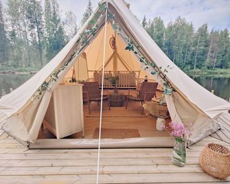 Långforsen Glamping & Lapland Experience - Haaparanta