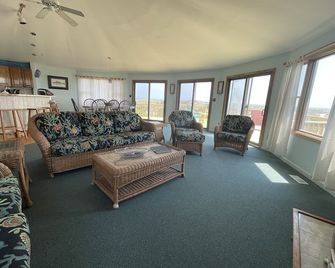 Dune Rose 3 Bedroom Cottage by RedAwning - Avon - Sala de estar