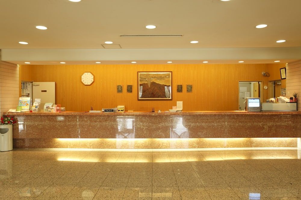 Hotel Edel Warme - פוראנו - דלפק קבלה