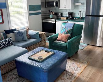 cozy beach hideaway - Lewes - Wohnzimmer