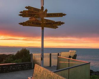 Lands End - Invercargill