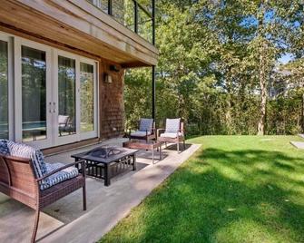 Perfect Sag Harbor - Sag Harbor - Patio