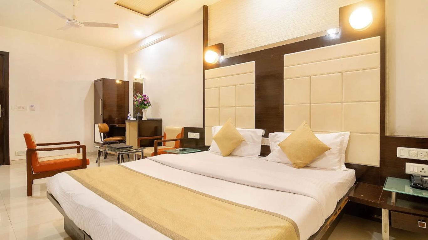 Hotel Satkar