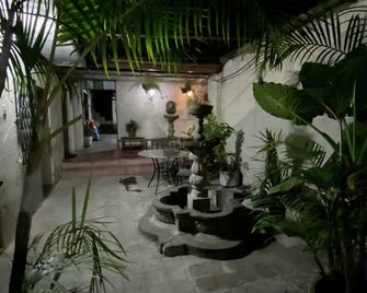 chipilapasantigualodge - אנטיגואה גוואטמלה - פטיו