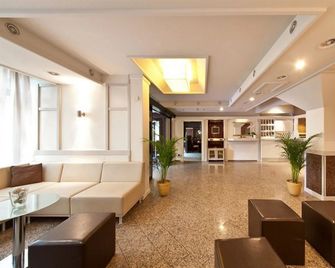 Garner Hotel Frankfurt - Palmengarten by IHG - Frankfurt am Main - Lobby
