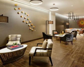 Hampton Inn & Suites Dallas / Downtown - דאלאס - טרקלין