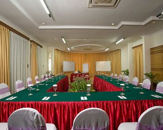 Parigata Resorts and Spa - Denpasar - Meeting room