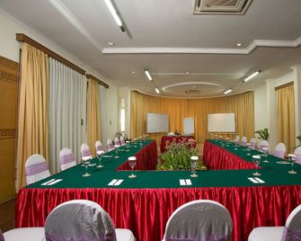 Parigata Resorts and Spa - Denpasar - Sala riunioni