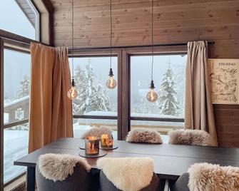 Awesome Home In Rena With Wifi - Rena - Dining room