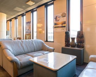 Tabist Hotel Paramount In Urasa Minami-Uonuma - Minamiuonuma - Lounge