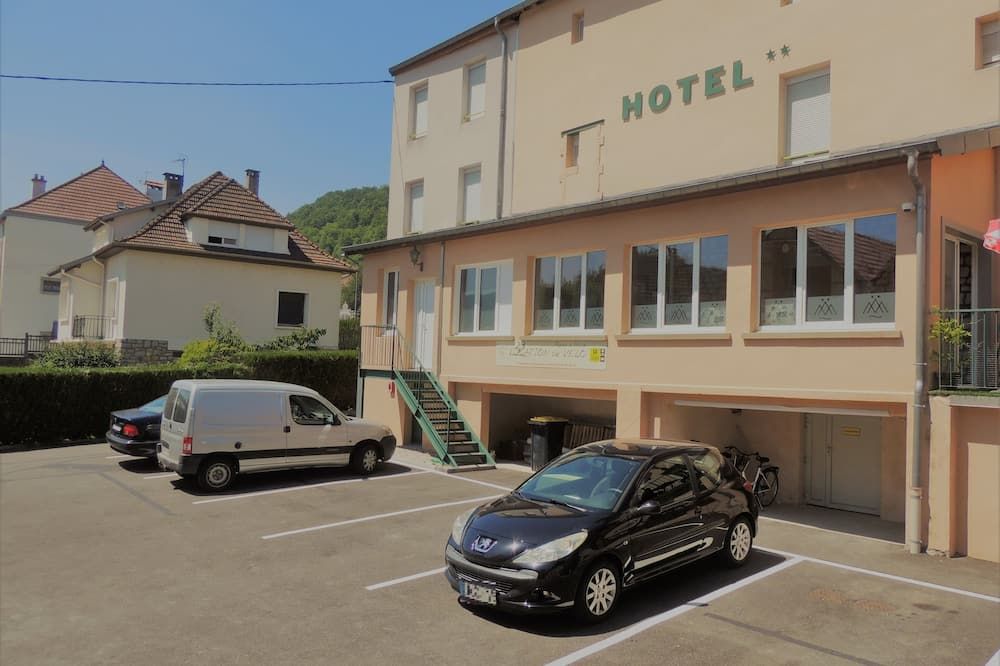 Hôtel De La Vallée - Ornans - Bâtiment