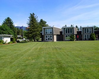 Perfect Condo Rental. On the Lake in the summer, near Schweitzer in the Winter - Sandpoint - Gebäude