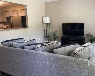 Riverside Retreat in lovely Jefferson City - Jefferson City - Sala de estar
