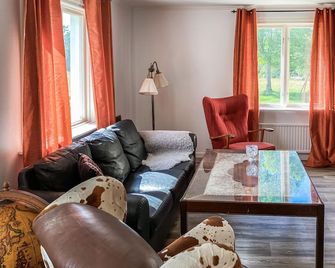 3 bedroom lovely home in Virserum - Virserum - Sala de estar