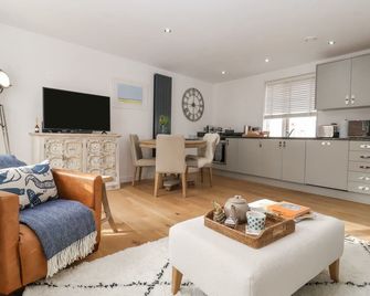 The Gallivant, Pet Friendly In Southwold - Southwold - Living room