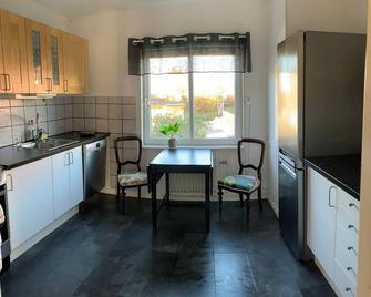 4 Bed Apartment outdoor space in Karlskrona - Karlskrona - Küche
