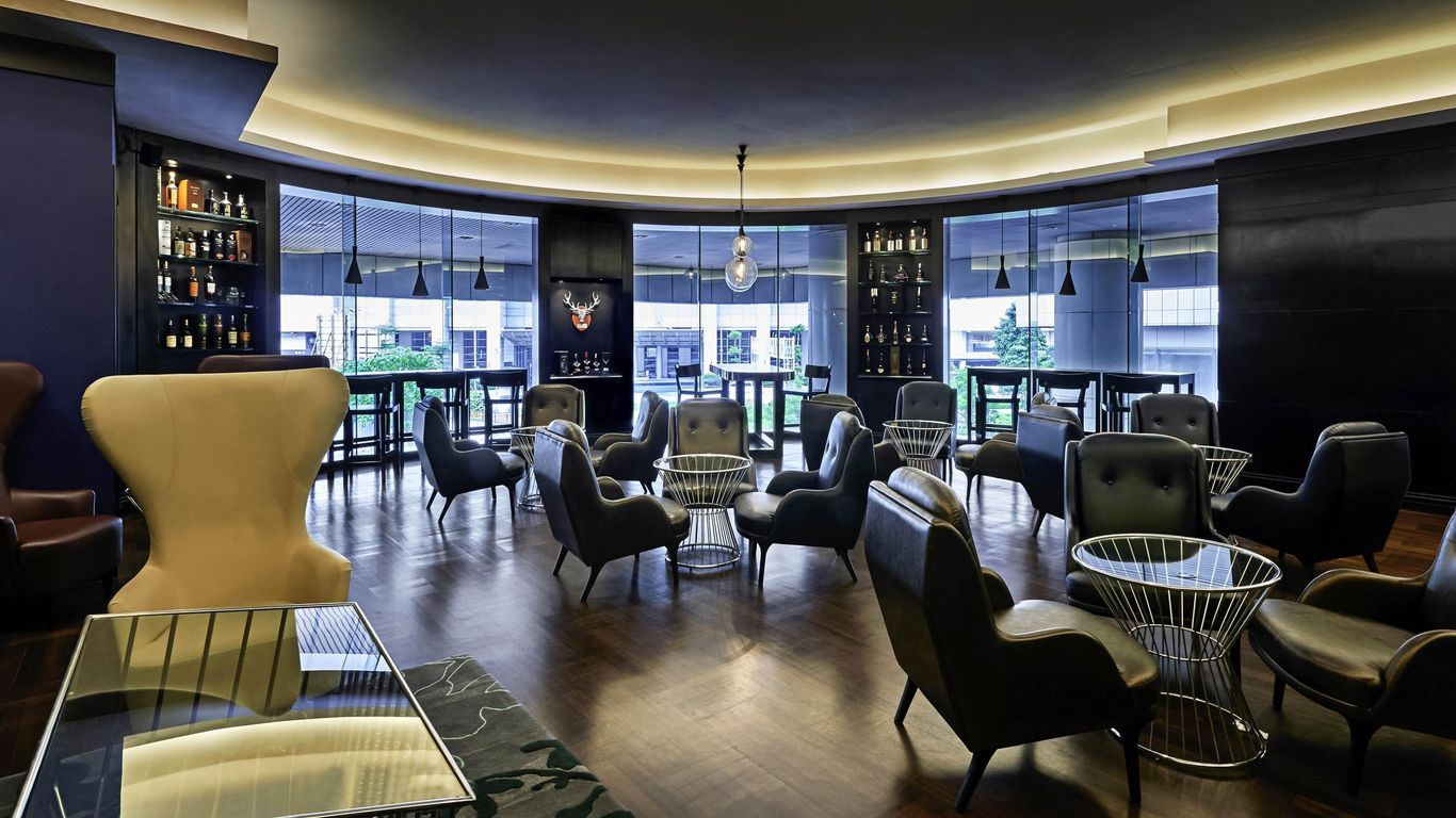 Pullman Kuala Lumpur City Centre - Hotel & Residences