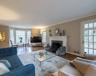 Gorgeous Lux Entire Home in Bethesda 7be - Bethesda - Salon