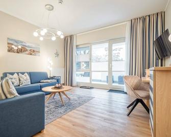 Zingsturlauber - Zingst - Wohnzimmer