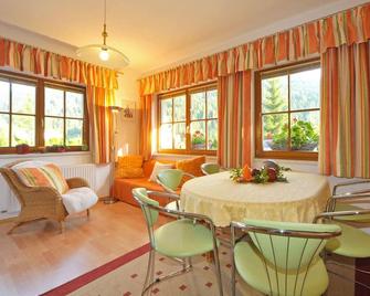 Haus Lindenkreuz - Bad Kleinkirchheim - Jadalnia