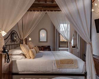 Palazzo Del Capitano Wellness & Relais - Luxury Borgo Capitano Collection - San Quirico d'Orcia - Schlafzimmer