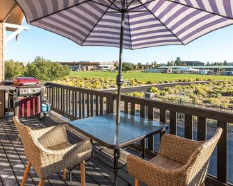 Deschutes Nest - Bend - Balcón