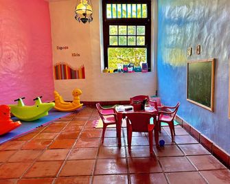 Porto Grande Hotel & Convention - São Sebastião - Pátio