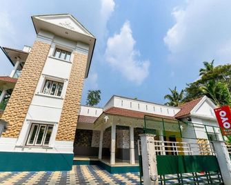 OYO 4864 Ragam Resort - Alappuzha - Edificio
