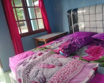 Penginapan Rindu Alam Soala Gogo - Tongging - Bedroom
